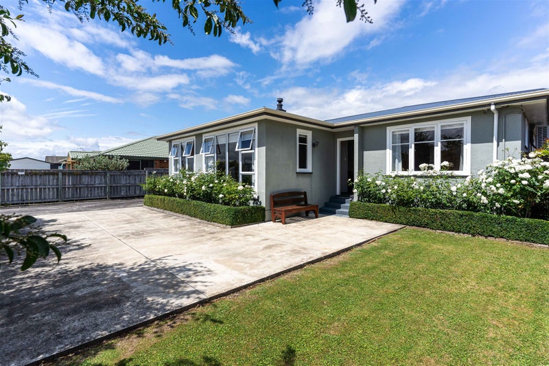 130 Warwick Street, Feilding, Feilding - Carousel 1
