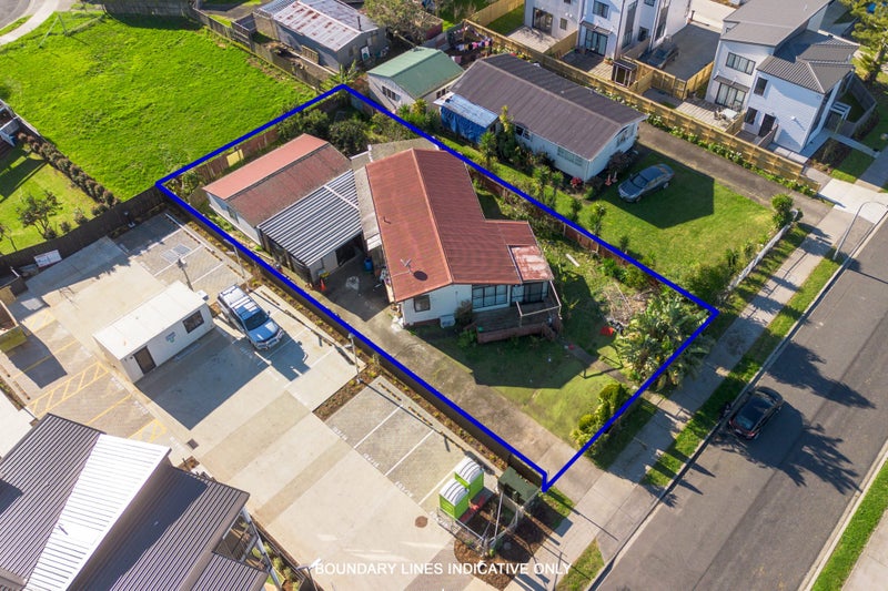 20 Watchfield Close, Mangere, Auckland - Carousel 1