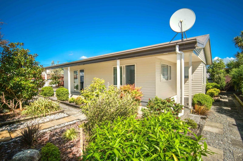 16A Derby Street, Westport, Westport - Carousel 1