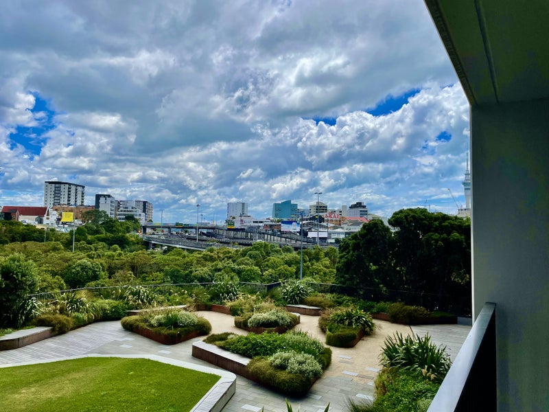 211/59 France Street South, Newton, Auckland - Carousel 11