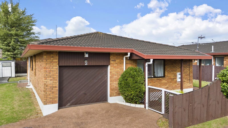 2/162 Whitford Road, Somerville, Manukau - Carousel 1