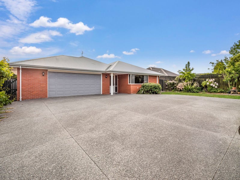 8 Glebe Close, Lincoln, Lincoln - Carousel 1