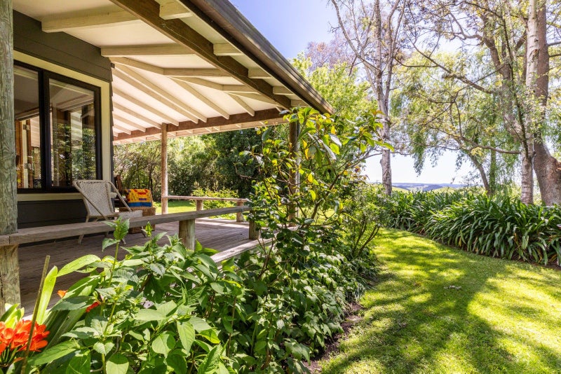 40 Longview Road, Poraiti, Napier - Carousel 1