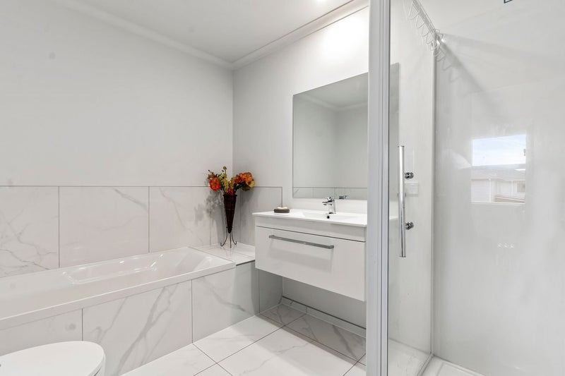 20 Rere Close, Takanini, Auckland - Carousel 13