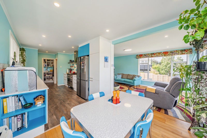 13 Lord Street, Stokes Valley, Lower Hutt - Carousel 2