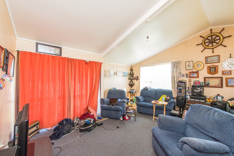 72 Hinau Street, Castlecliff, Whanganui - Carousel 2