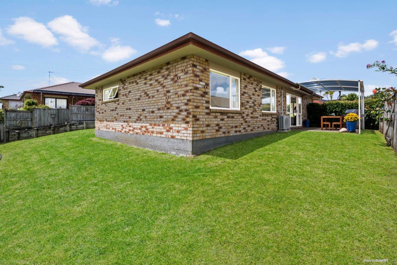 38 Rush Creek Drive, Westgate, Auckland - Carousel 2
