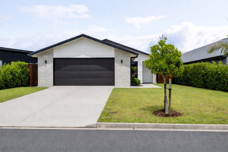 26 Kotiate Street, Papamoa Beach, Papamoa - Carousel 1