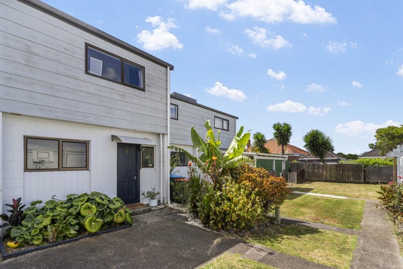 4/121 Mangere Road, Otahuhu, Auckland - Carousel 1