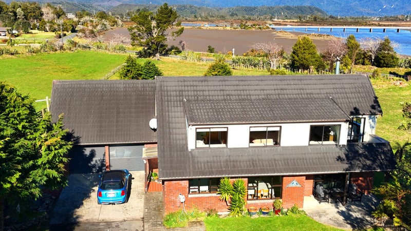 65 Snodgrass Road, Westport - Carousel 1