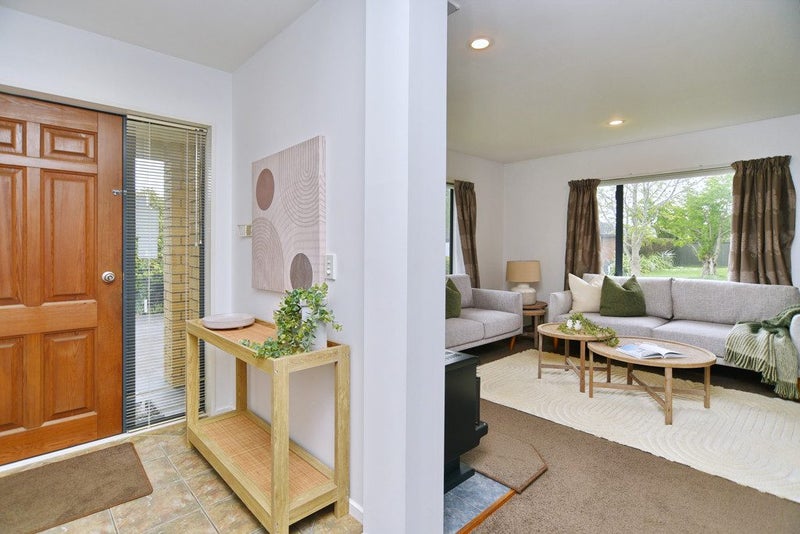 4 Riegler Place, Belfast, Christchurch - Carousel 2