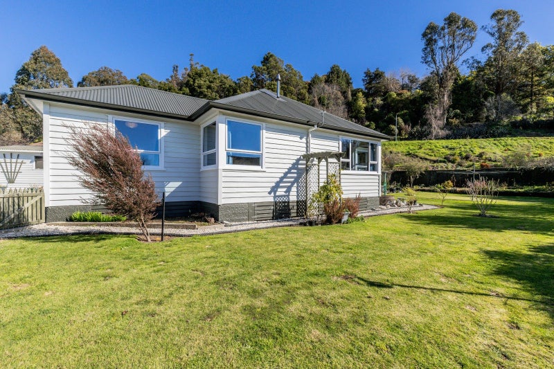 126 Tipahi Street, Nelson South, Nelson - Carousel 2