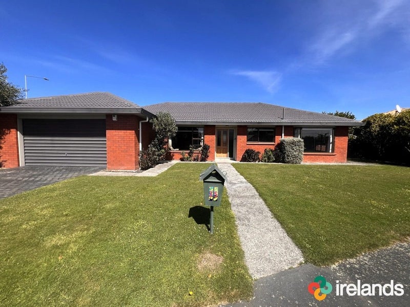 15 Sheraton Place, Redwood, Christchurch - Carousel 1
