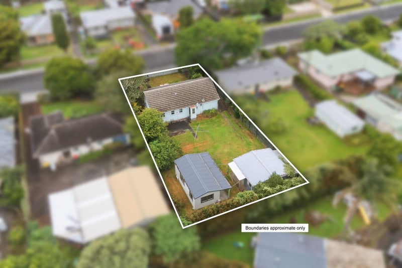 15 Rice Crescent, Papakura, Papakura - Carousel 1