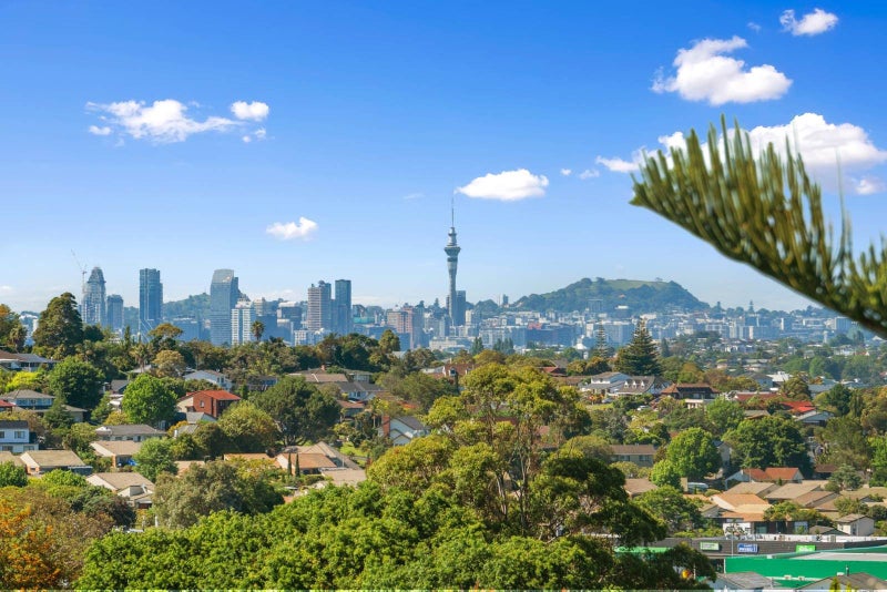 34 Juniper Road, Sunnynook, Auckland - Carousel 1