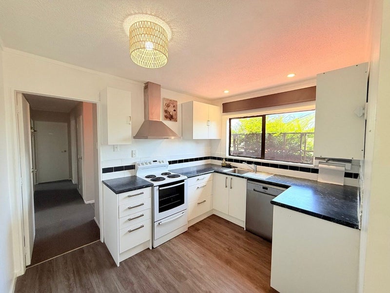 1/25A Ward Street, Trentham, Upper Hutt - Carousel 2