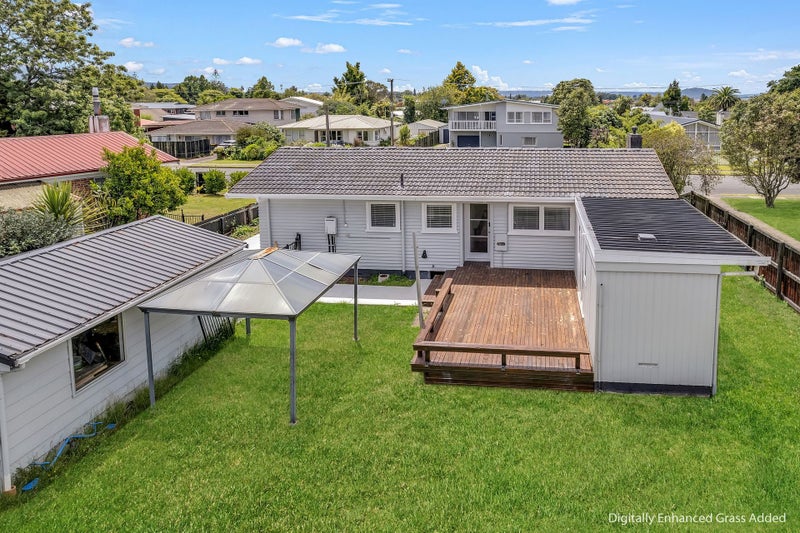 27 McKee Avenue, Fenton Park, Rotorua - Carousel 1