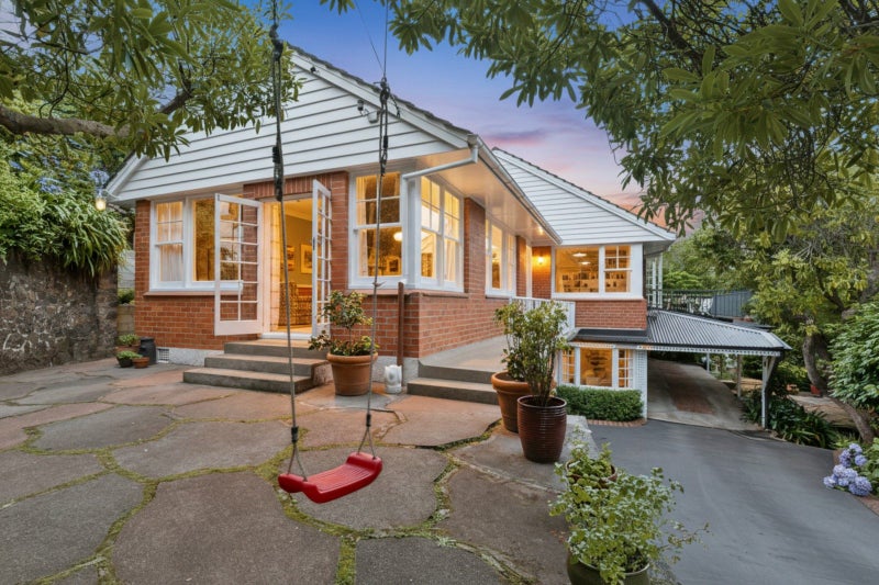 34 Torwood Road, Khandallah, Wellington - Carousel 1