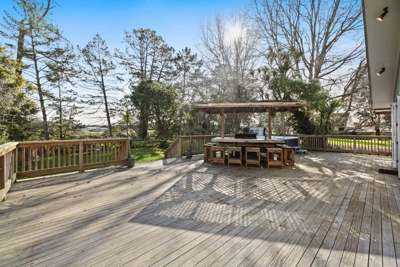 36 Pandora Place, Pakuranga, Auckland - Carousel 40