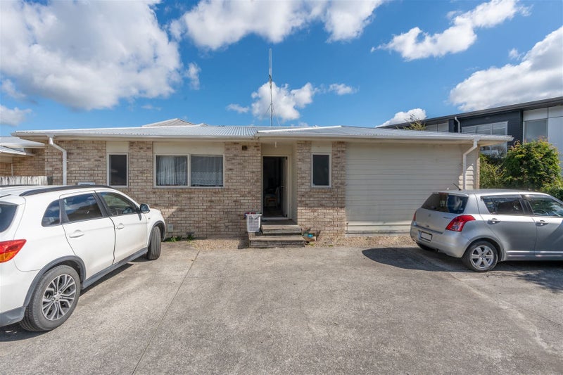 3C Bleakley Place, Hillcrest, Hamilton - Carousel 1