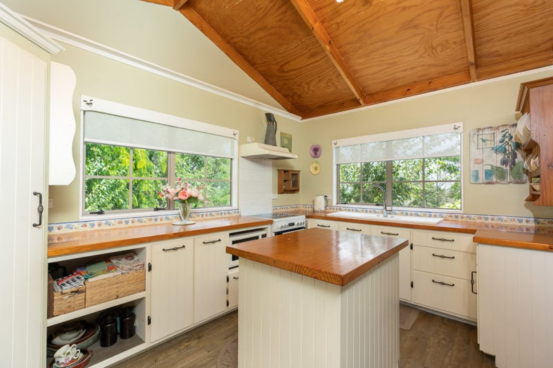 35 Hill View Road, Kamo - Carousel 2