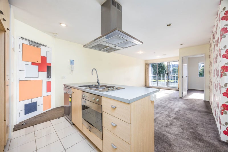 205/8 Ronayne Street, Auckland Central, Auckland - Carousel 1
