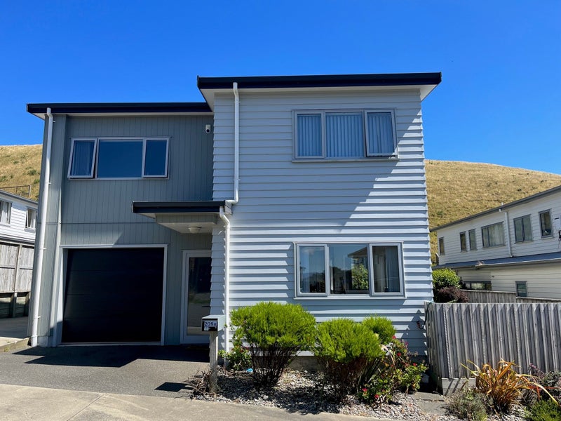 209B Mclintock Street North, Johnsonville, Wellington - Carousel 1
