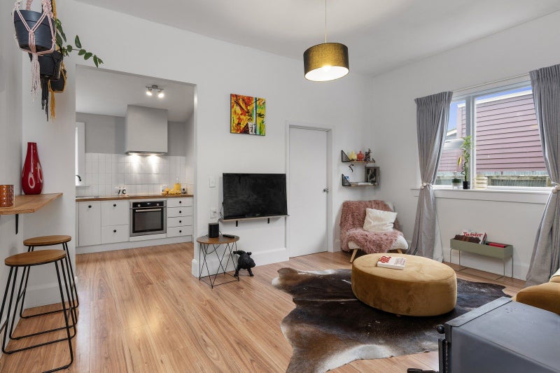 38 Olliviers Road, Phillipstown, Christchurch - Carousel 1