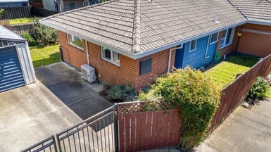 3/8 Glenleith Lane, Hei Hei, Christchurch - Carousel 1