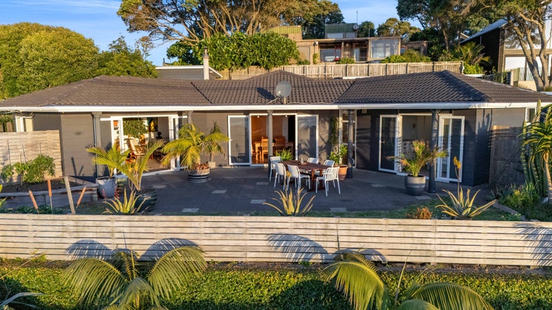 94 Messenger Terrace, Oakura, Oakura - Carousel 2