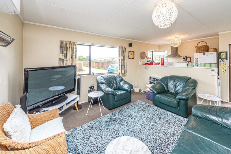 12A Cornwall Road, Springvale, Whanganui - Carousel 2