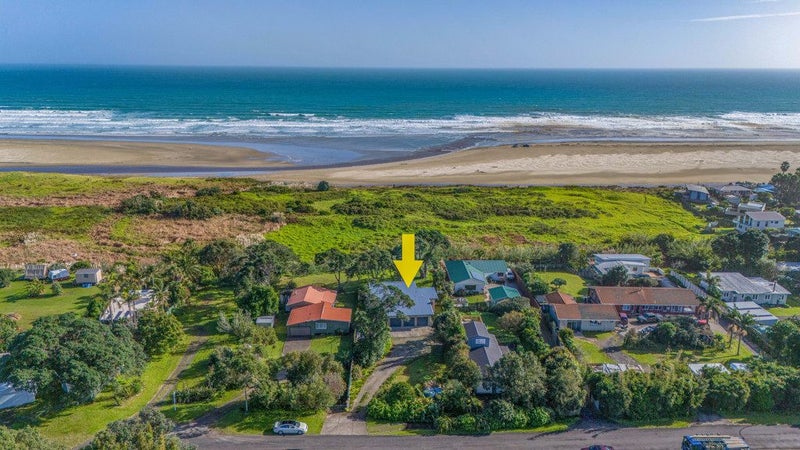 8 Kakapo Road, AHIPARA, KAITAIA - Carousel 1