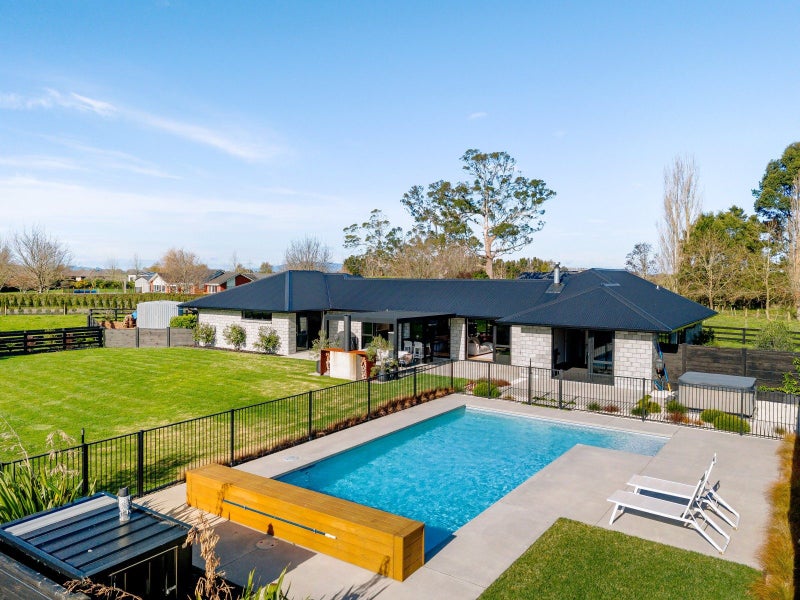 7A Llennoc Lane, Matangi, Hamilton - Carousel 1