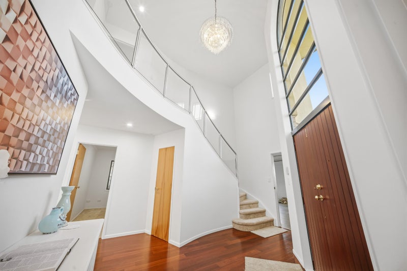 11 Katavich Place, Mount Roskill, Auckland - Carousel 2