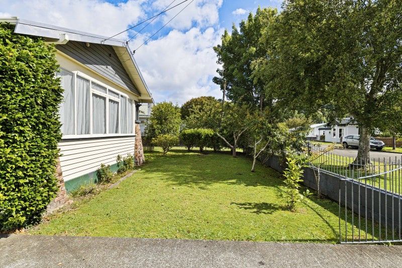 27 Cumbrae Place, Aramoho, Whanganui - Carousel 2