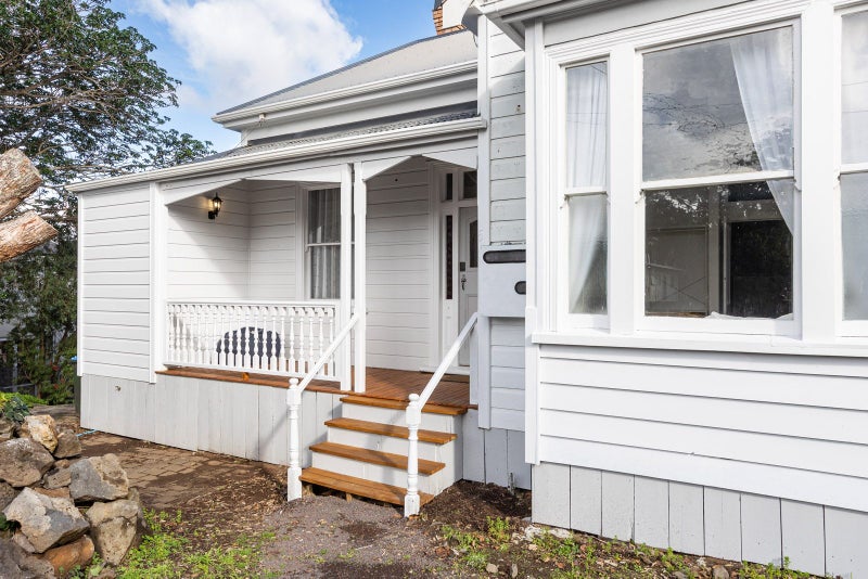 5 Edenvale Park Road, Mount Eden, Auckland - Carousel 2
