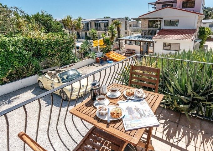 1B/3 Fourth Avenue, Waiheke Island, Auckland - Carousel 1