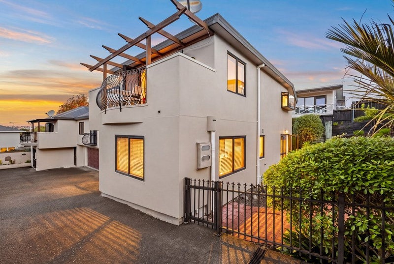 2/134 Kohimarama Road, Kohimarama, Auckland - Carousel 2