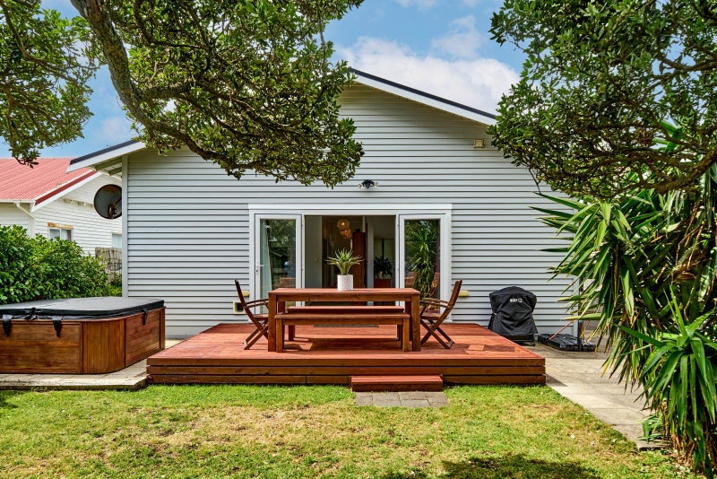 62 Heretaunga Street, Petone, Lower Hutt - Carousel 1