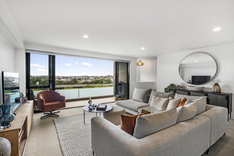 4/7 Cowie Street, Newmarket, Auckland - Carousel 2