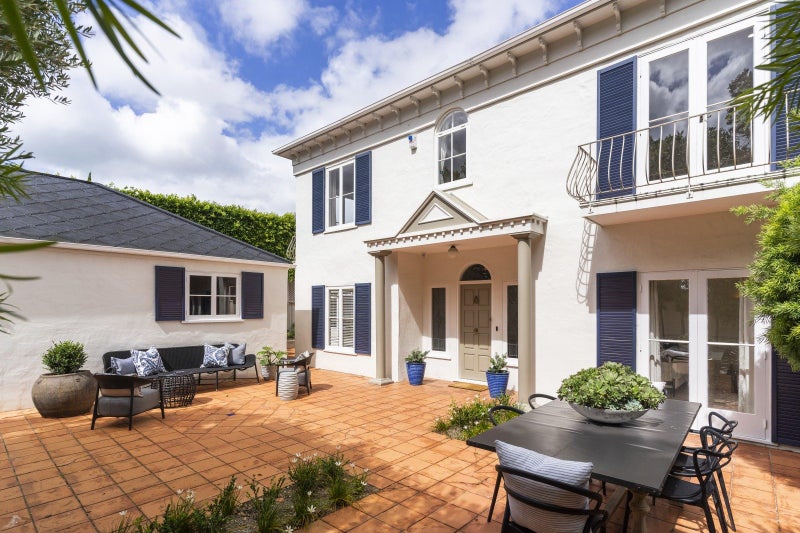 83A St Stephens Avenue, Parnell, Auckland - Carousel 1