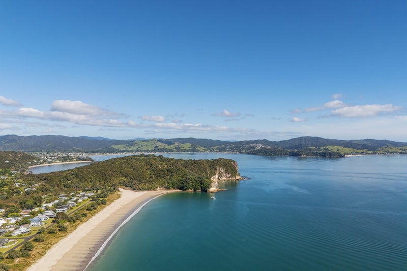 44 Marine Parade, Cooks Beach, Whitianga - Carousel 41