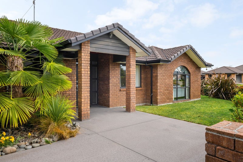 102 Barrington Drive, Huntington, Hamilton - Carousel 38