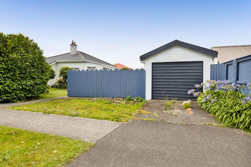 2 Argyle Street, Hawera, Hawera - Carousel 22