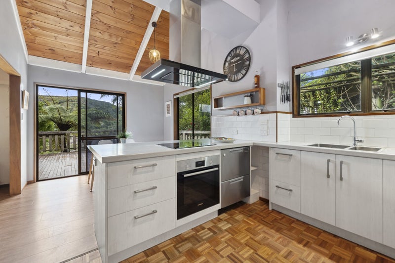 74 Okareka Loop Road, Lake Okareka, Rotorua - Carousel 2