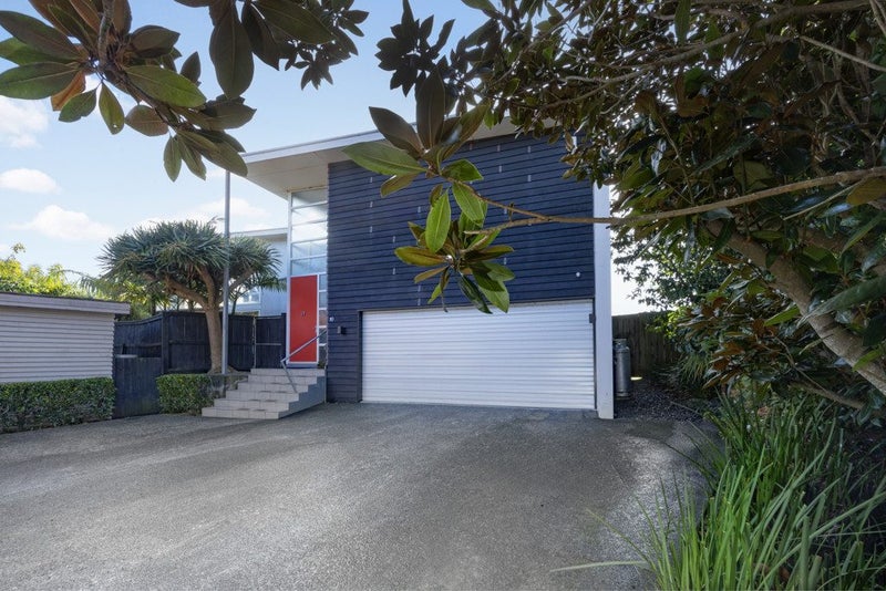 10 Barrister Avenue, Mount Roskill, Auckland - Carousel 1