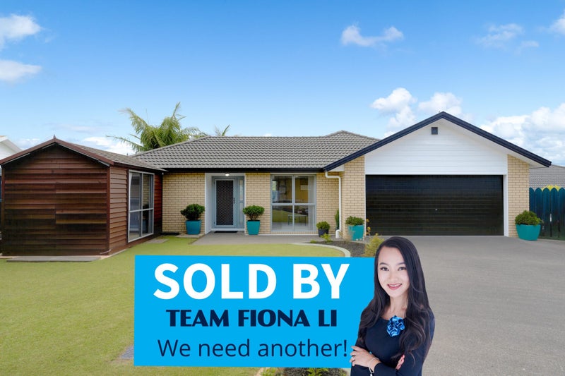 28 Heversham Place, Glendene, Auckland - Carousel 1