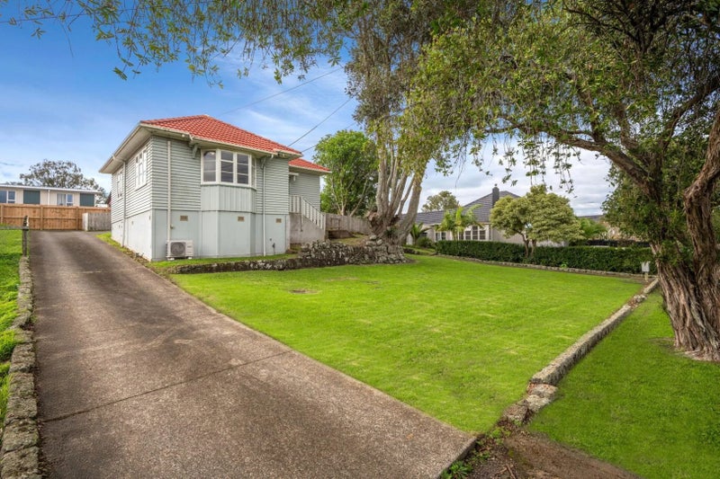 4 Massey Avenue, Greenlane, Auckland - Carousel 1
