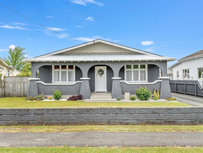 53 Helmore Street, Whanganui East, Whanganui - Carousel 1