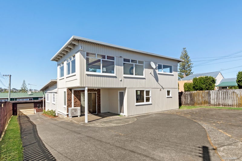 162 White Swan Road, Mount Roskill, Auckland - Carousel 1